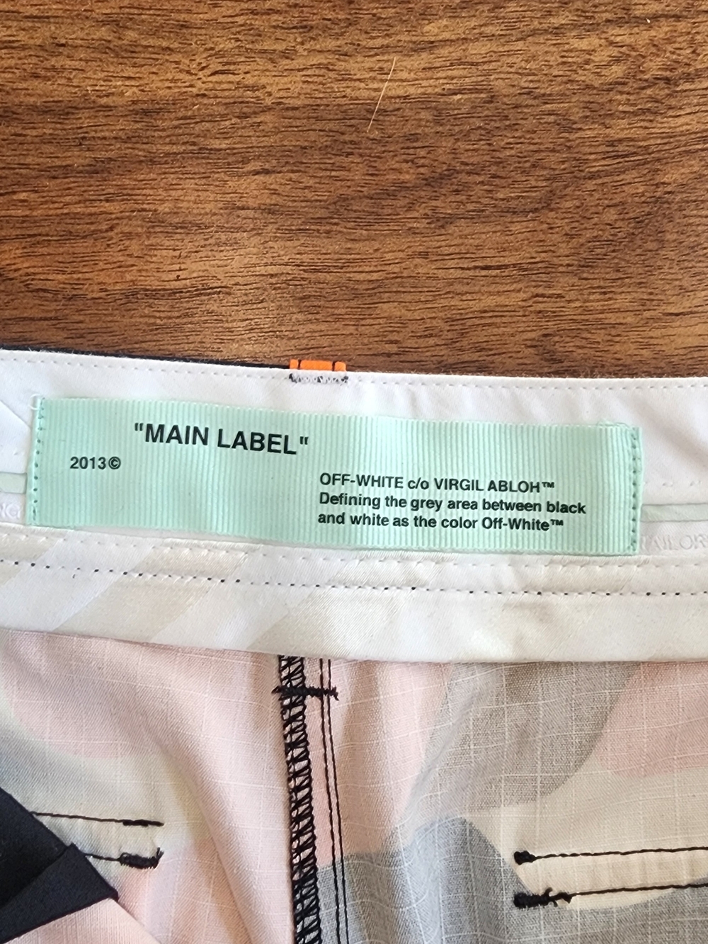 Off-White c/o Virgil Abloh Orange, Yellow & Black Camo Cargo Pants Size S - Picture 11 of 13